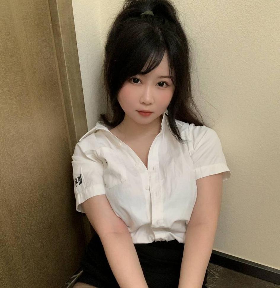 是依酱吖免费，原图分享，畅游摄影世界