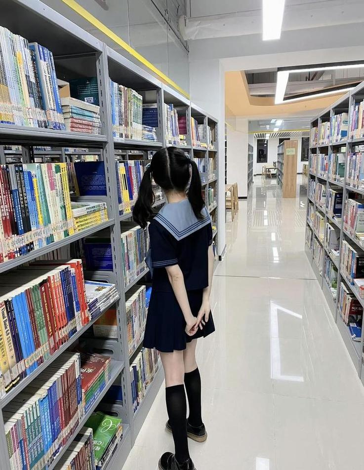 双马尾少女赛高酱微博cosplay原图分享，让你全方位欣赏cosplay精神