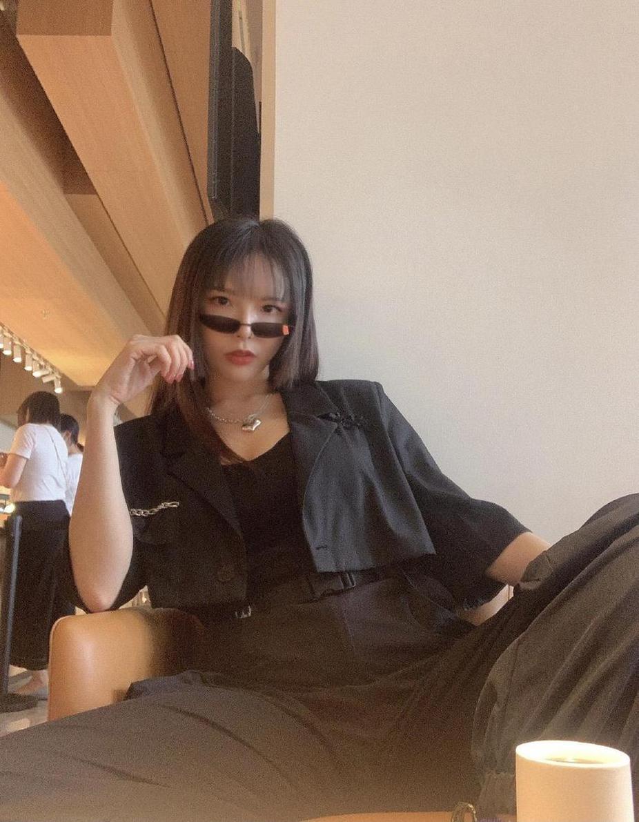纯享美感：秋和柯基instagram带来一组极具美感的原图作品。