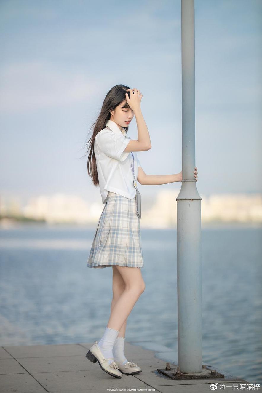 一只喵喵梓个人资料拍摄的超美照片，每一张都令人惊艳。