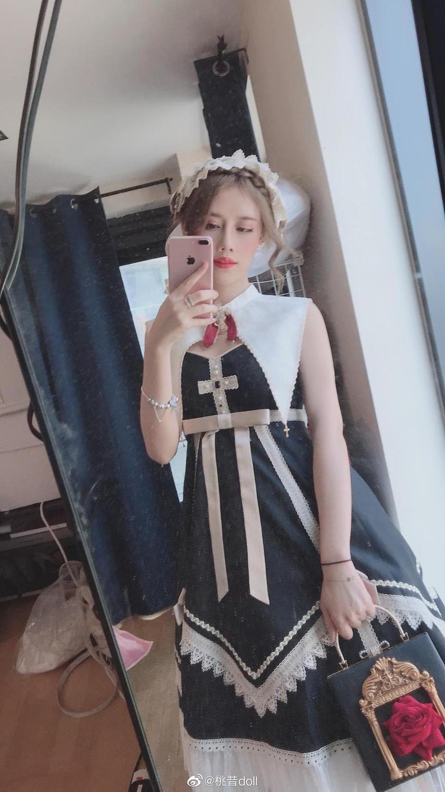 美轮美奂的骨头cheryl和桃昔doll图片更新了