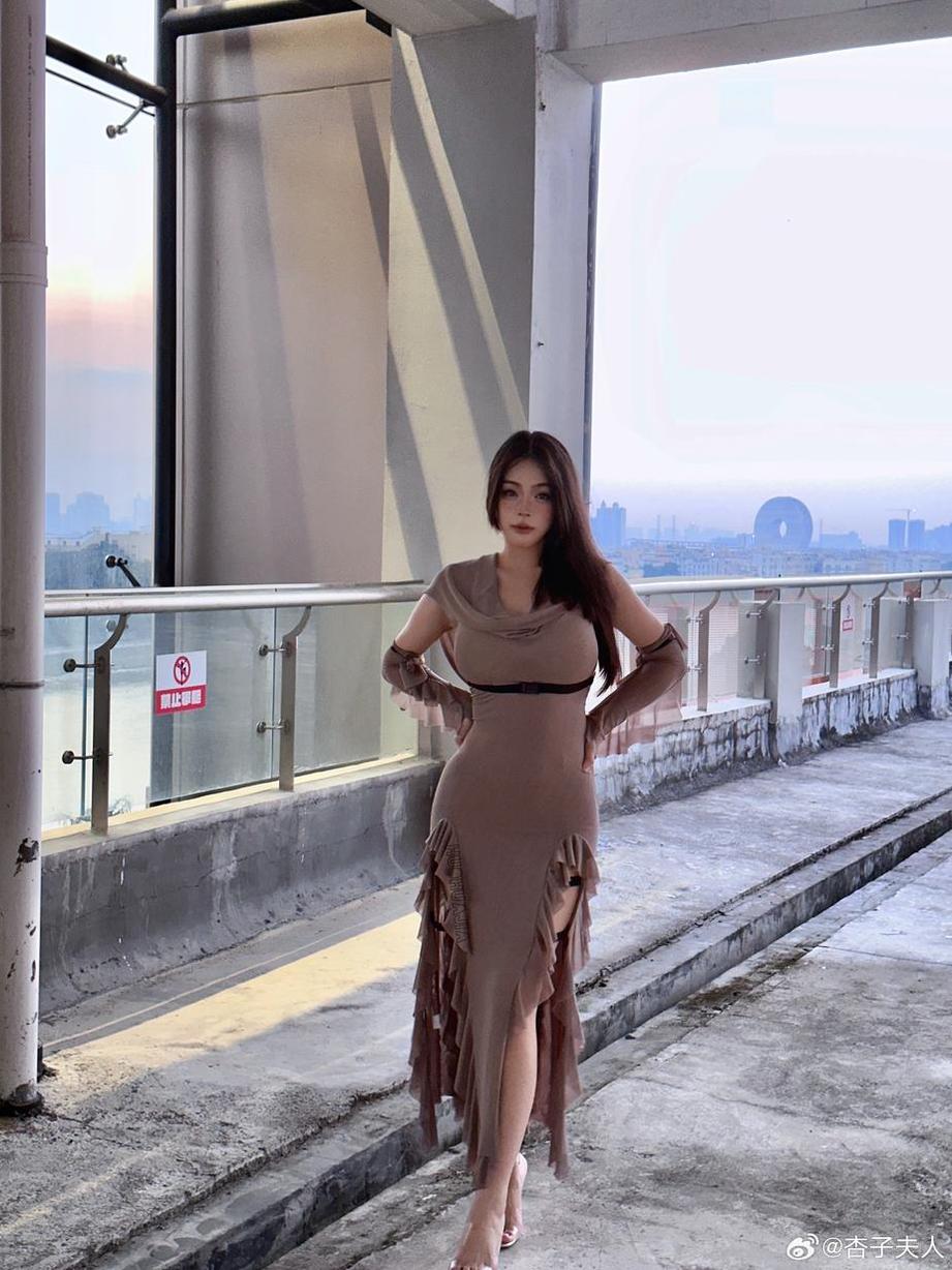 你烨烨2019的cos精选，绝美造型融入心头