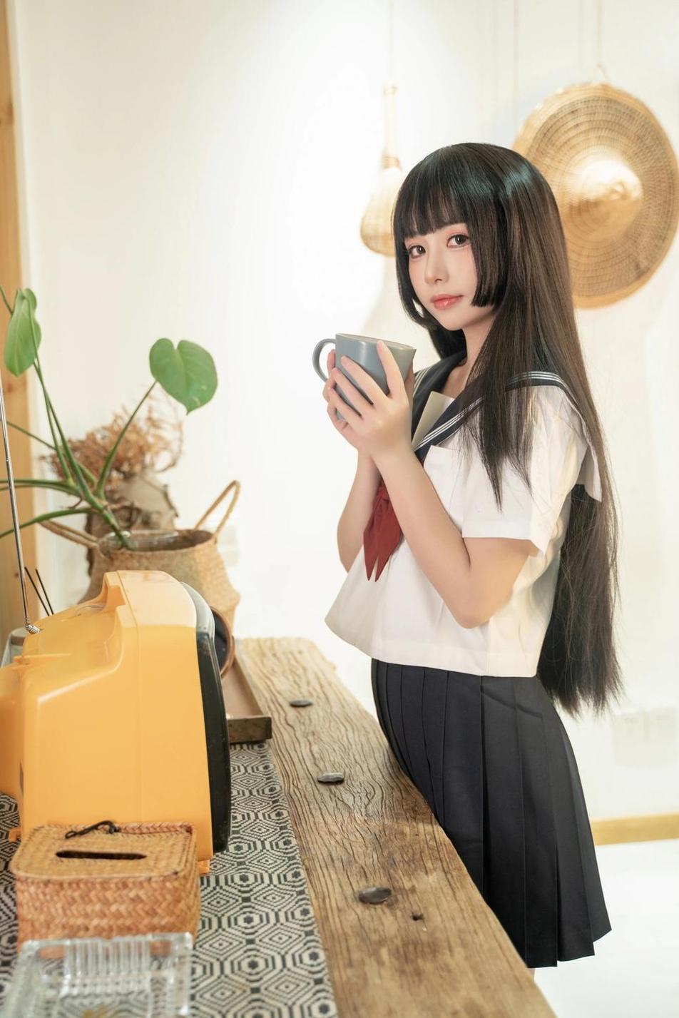 感受喵小吉的唯美魅力，这些精选的照片会成为你的永恒经典。