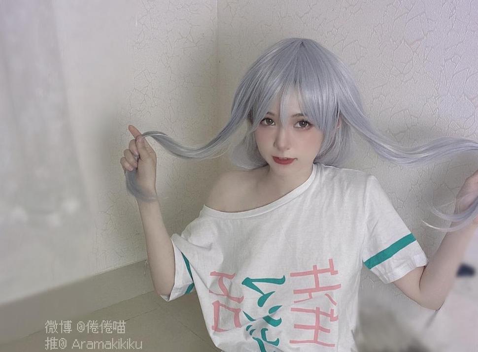倦倦喵资源分享：一组精选原图，展现完美的cos作品。