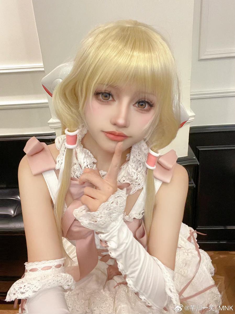芊川一笑资源：cosplay美图欣赏