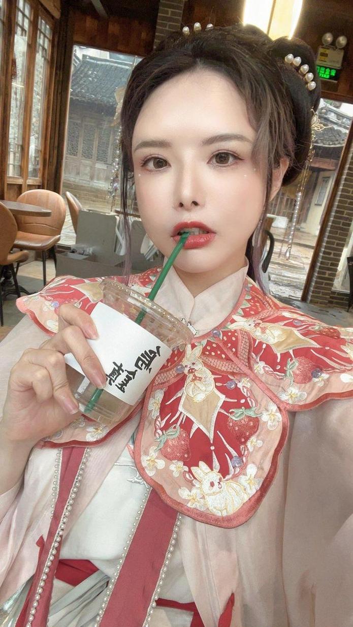 精美照片使用，秋和柯基全套图包呈现