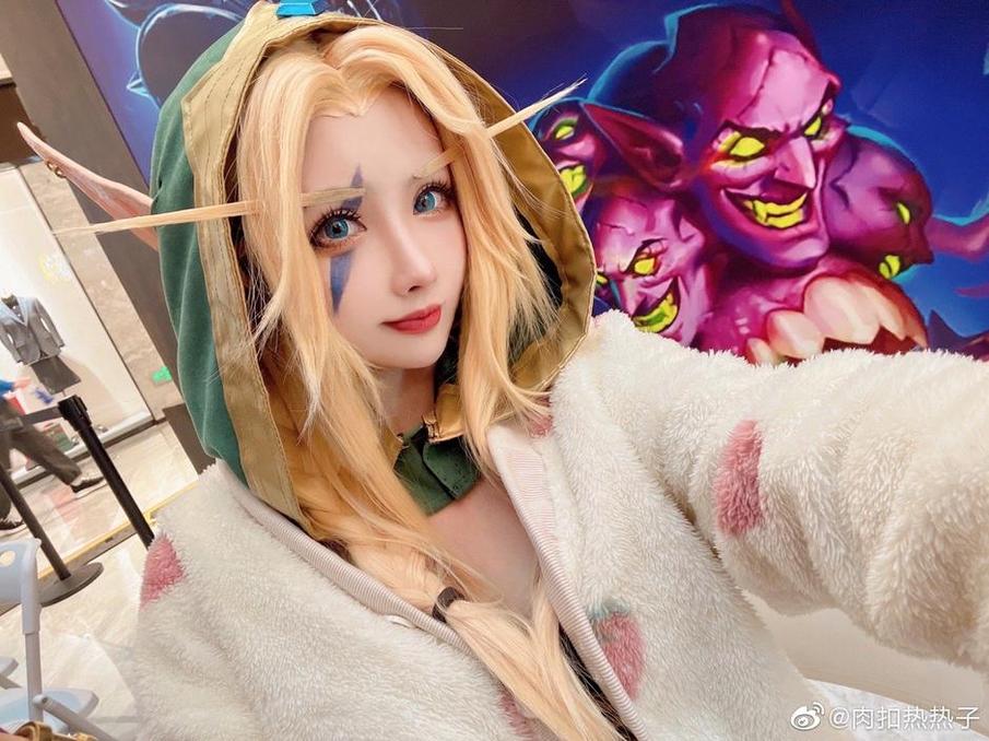 万剑齐发凉凉子雪女，摄影艺术在此表现
