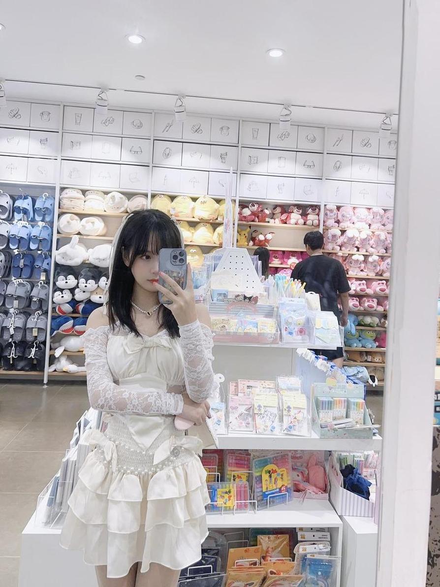 更新萌芽儿的作品：原图cos合集，给你不一样的震撼