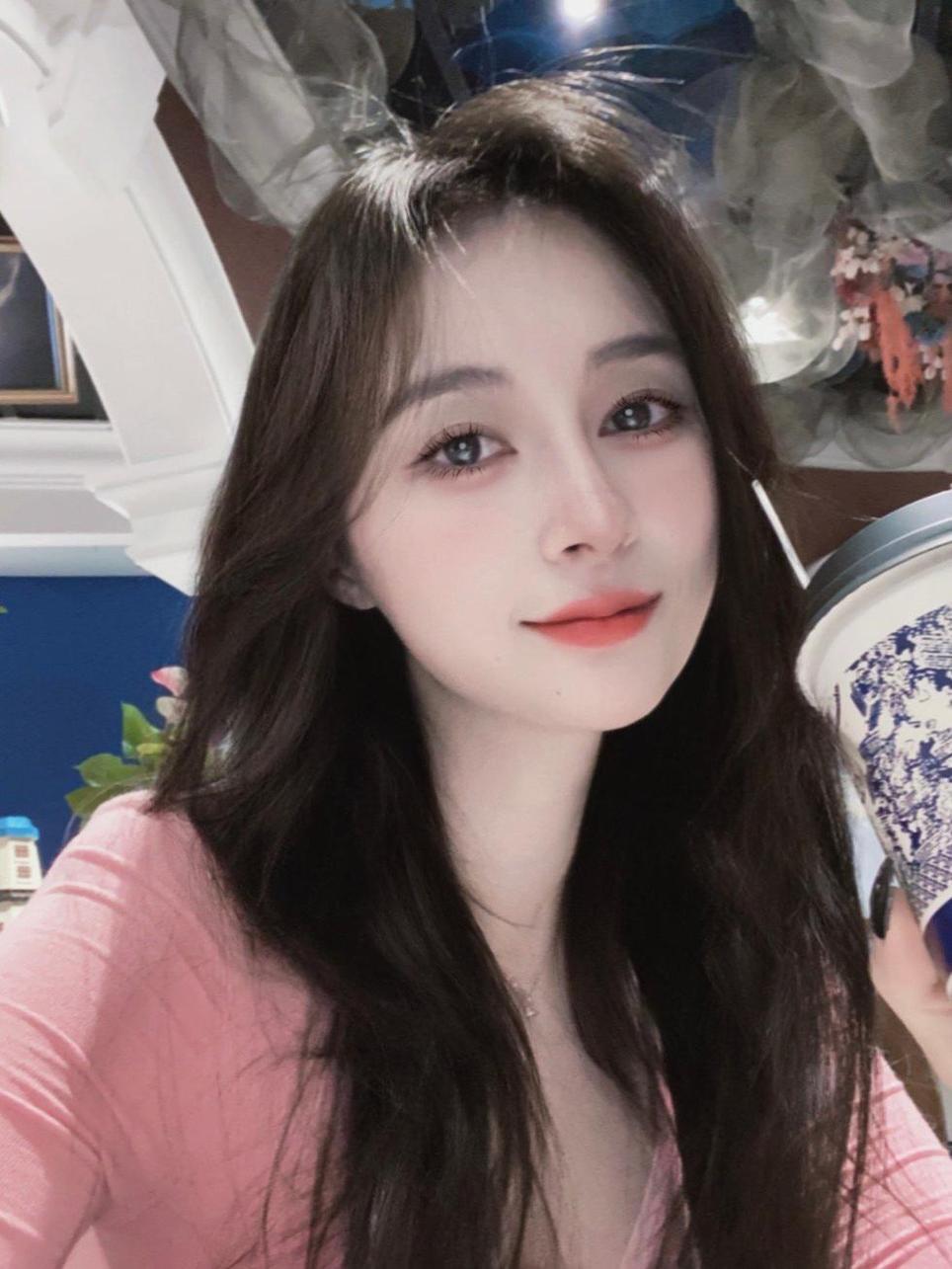 只为美好，白银81香芋味女友112p4v原图套装来袭