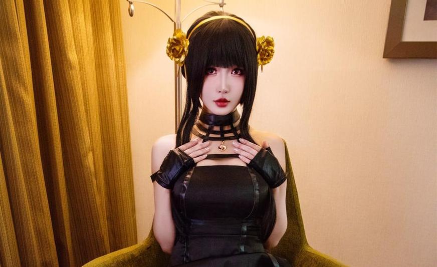misswarmjasmr的cosplay套图精选