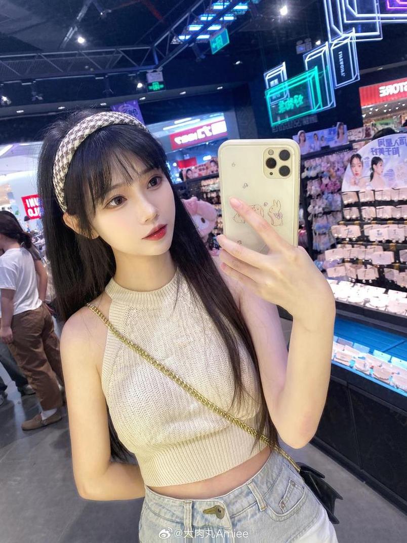 拥有一份大肉丸amiee的原图合集，你就拥有了一个cosplay圣地