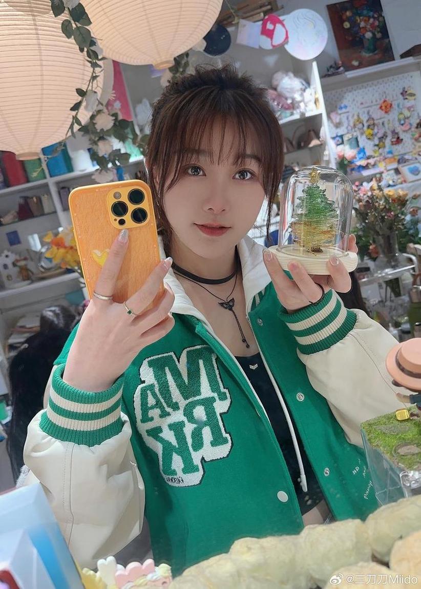 迷人而具有震撼力的精选美图——三刀刀miido18套摄影作品。