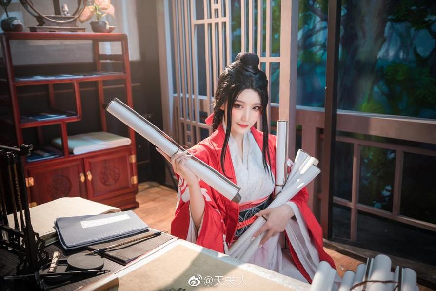 天夫人coser的定制图包，快来感受美图的奇妙之处