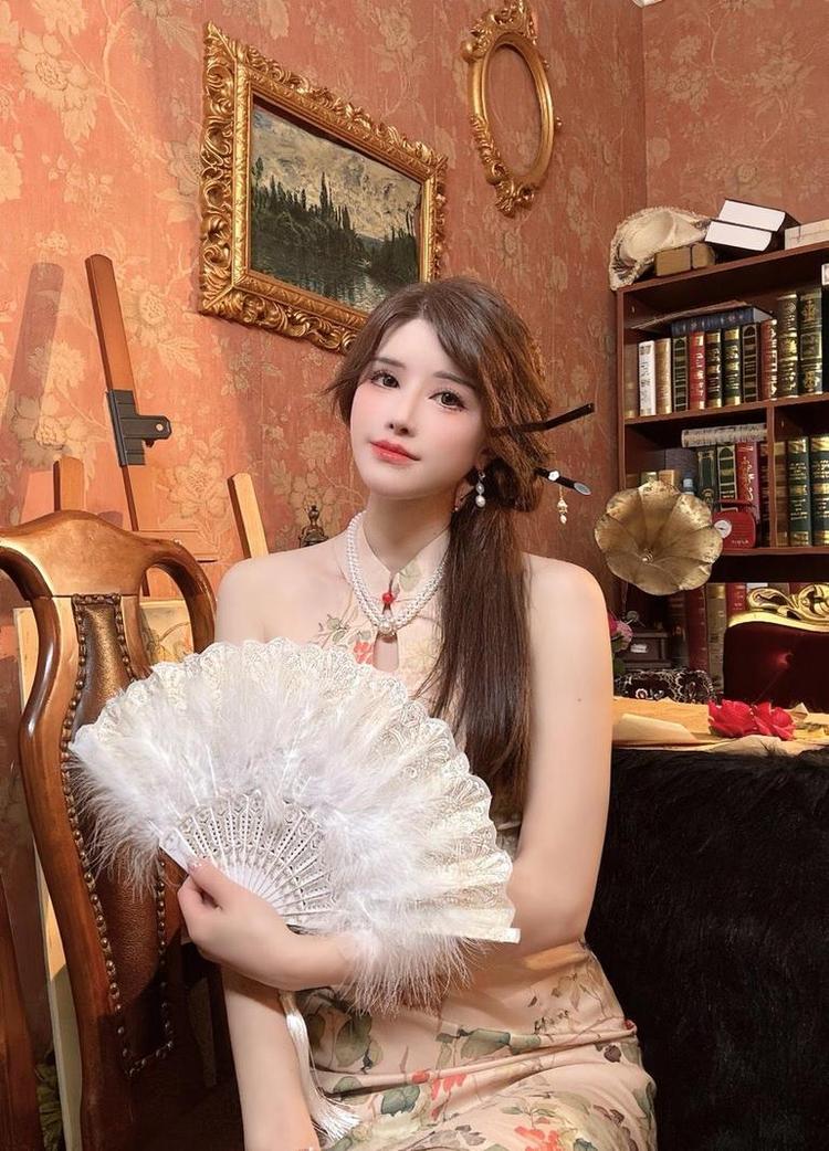 告别平淡生活——鹿八岁cos图片唯美摄影盛宴