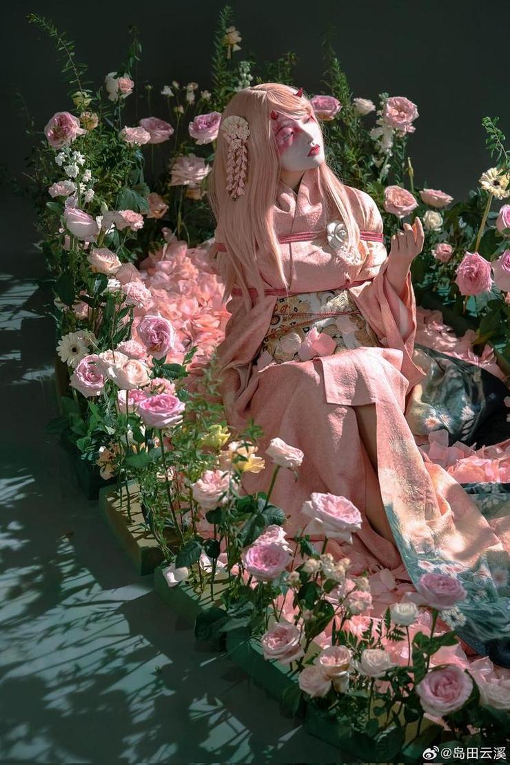 云溪溪鹿八岁baby神明少女图包：精选多张原图，让你欣赏cos迷的完美外观