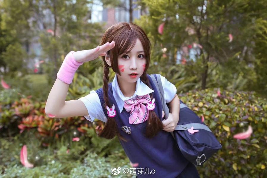 萌芽儿黑历史cos作品，穿越时空的华丽展示