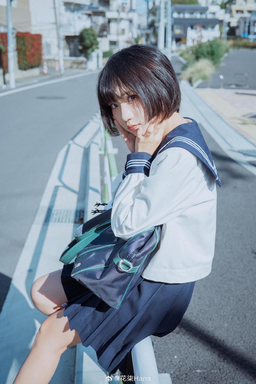 追逐经典的青年们，花柒hana拉菲花嫁cosplay大赛启航。