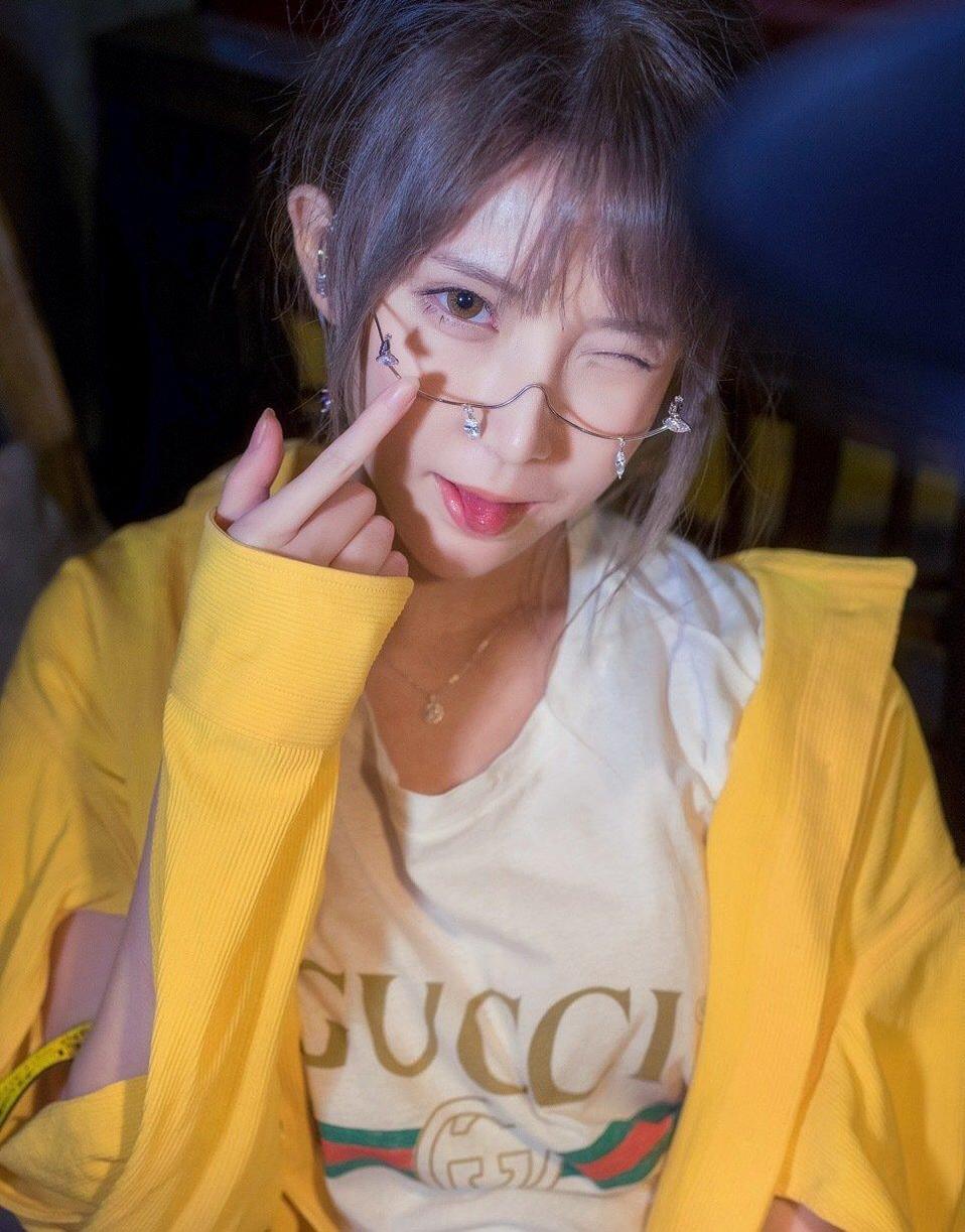 在下萝莉控本名叫什么的私房美图原图套图精选