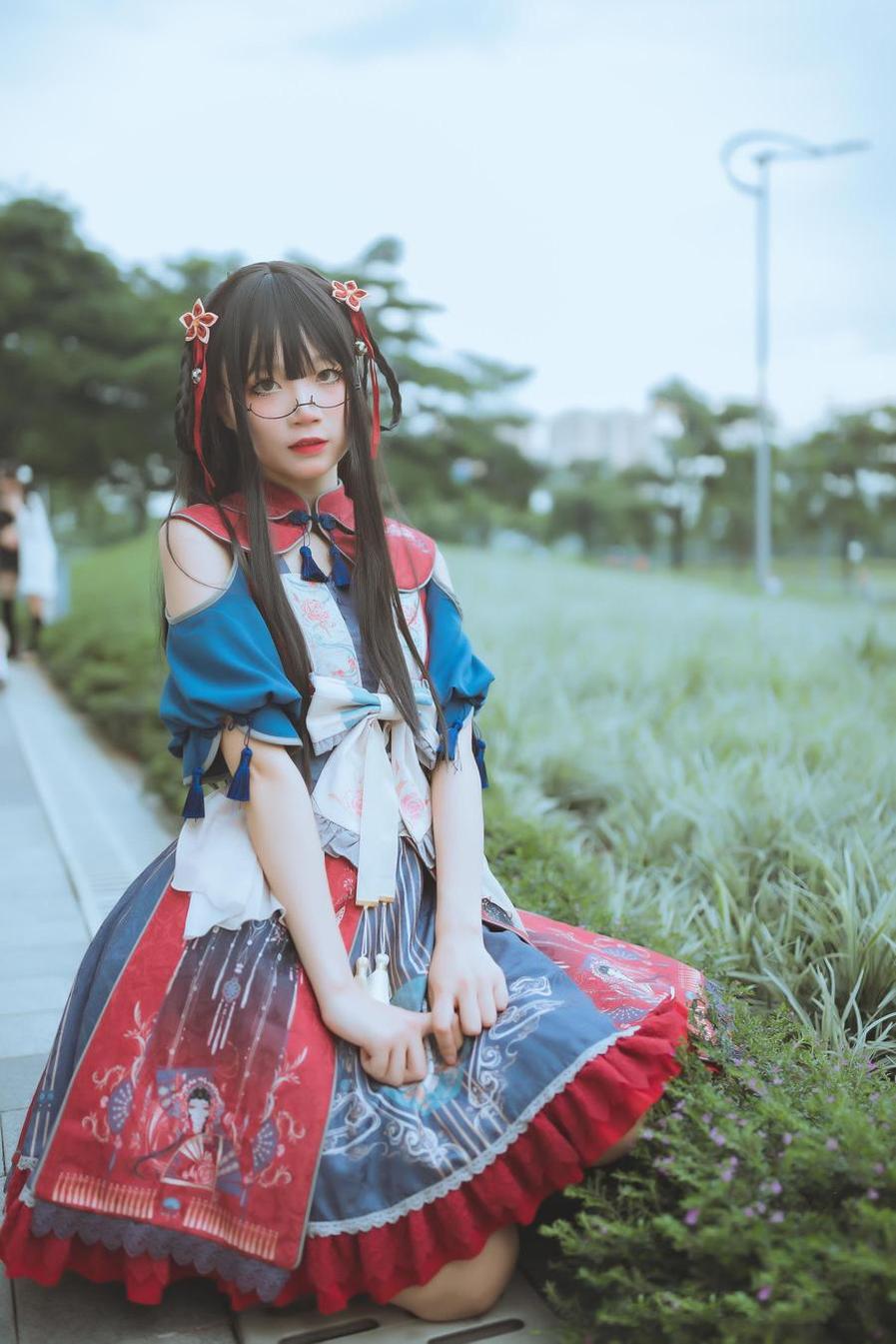 活色生香！五更百鬼的微博cos佳作，呈现完美音乐嘉年华~