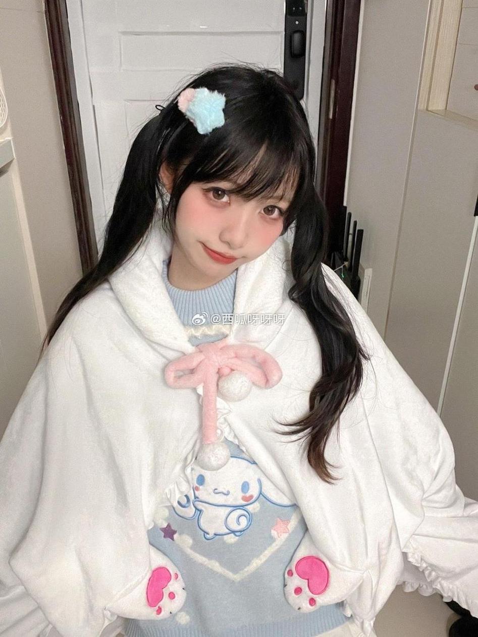 西呱呀呀呀百度云，cosplay原图分享